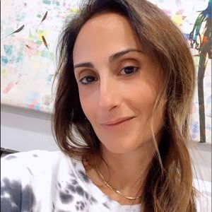 Meet your Posher, Valerie